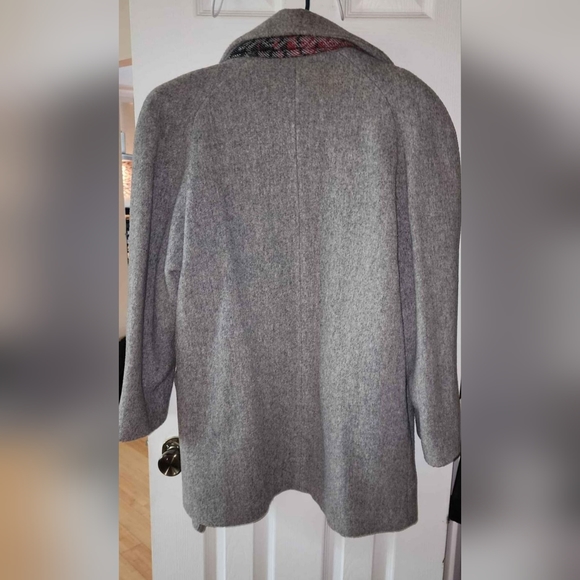 Women wool Coat with scarf - Picture 2 of 4